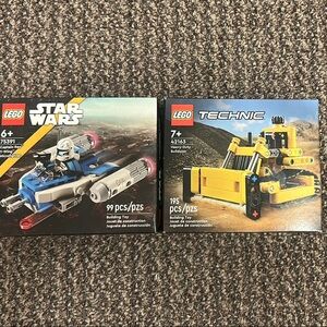 LEGO Star Wars and Technic Building Sets - Blue and Yellow bundle of two sets